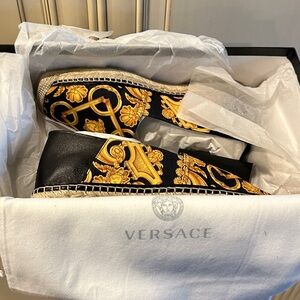 VERSACE ESPADRILLES GIFTABLE!